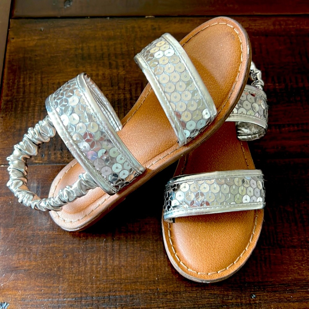 Kidpik size 12 Sandals